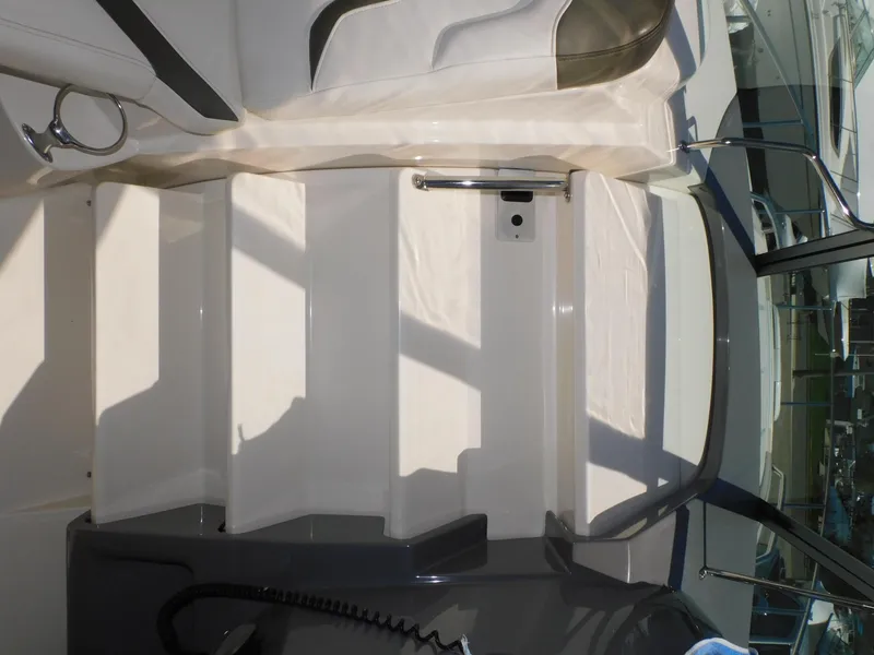 Slide: The Image of Monterey 260 SCR 2011 - 75