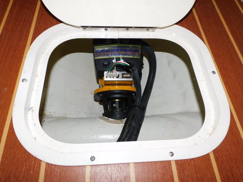 Slide: The Image of Monterey 260 SCR 2011 - 93