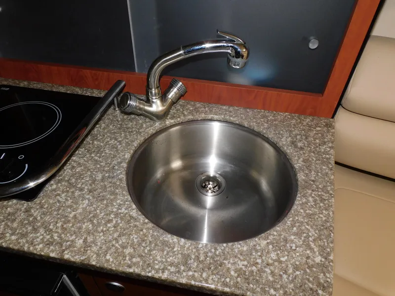 Slide: The Image of Monterey 260 SCR 2011 - 97