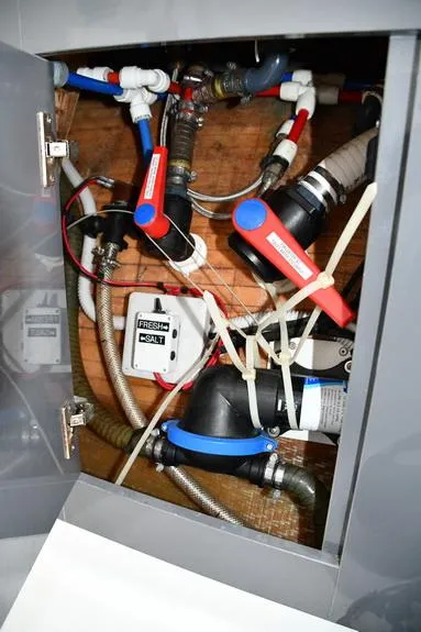 Slide: The Image of Fountaine Pajot Mahe 36 Evolution 2014 - 70