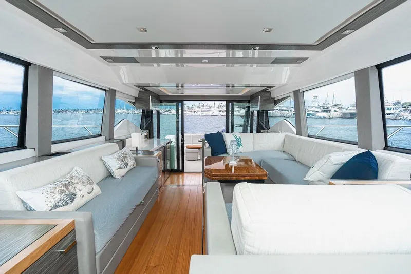 Slide: The Image of Tiara F 53 2019 - 52