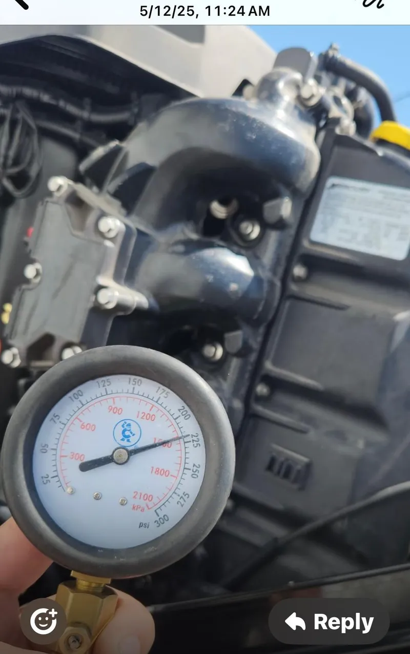 Slide: The Image of Pressure gauge near engine of 2016 Tracker Pro Team 175 TXW boat. - 39