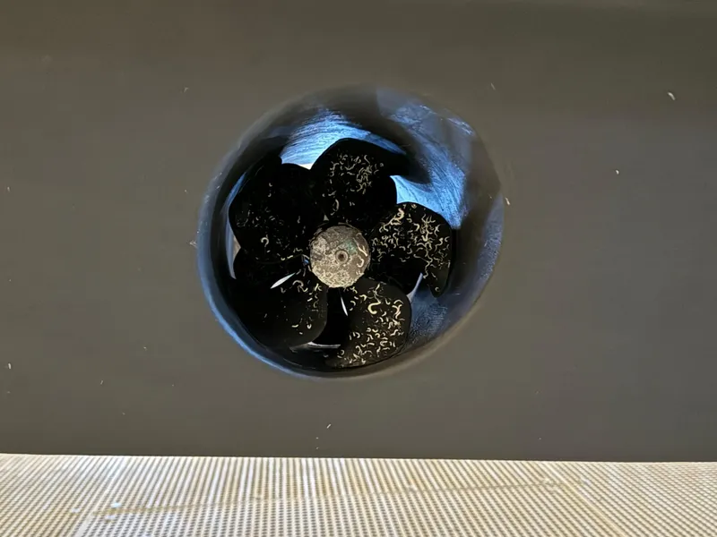 Slide: The Image of Bow thruster of a 2019 VanDutch 40 yacht, close-up view. - 7