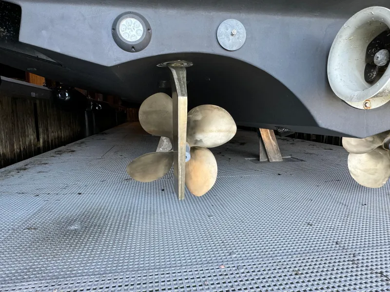 Slide: The Image of Propeller of 2019 VanDutch 40 yacht on dry dock platform. - 9