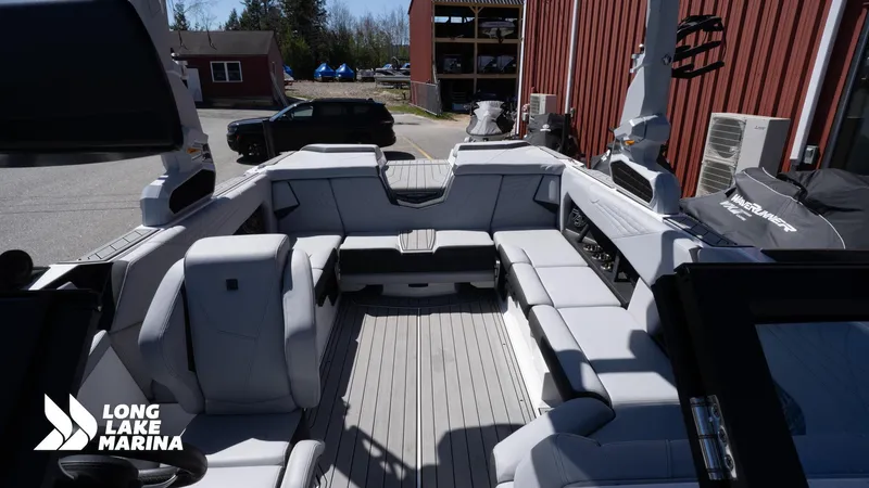 Slide: The Image of Nautique S23 2024 - 17