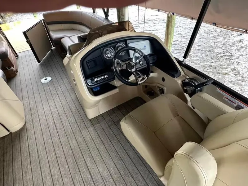 Slide: The Image of Avalon 2385 CATALINA QL 2022 - 4