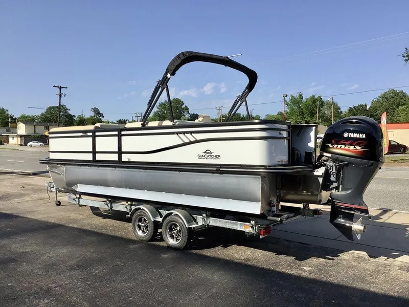 Slide: The Image of 2025 G3 Select 322RF pontoon boat on trailer with Yamaha VMAX outboard motor. - 10