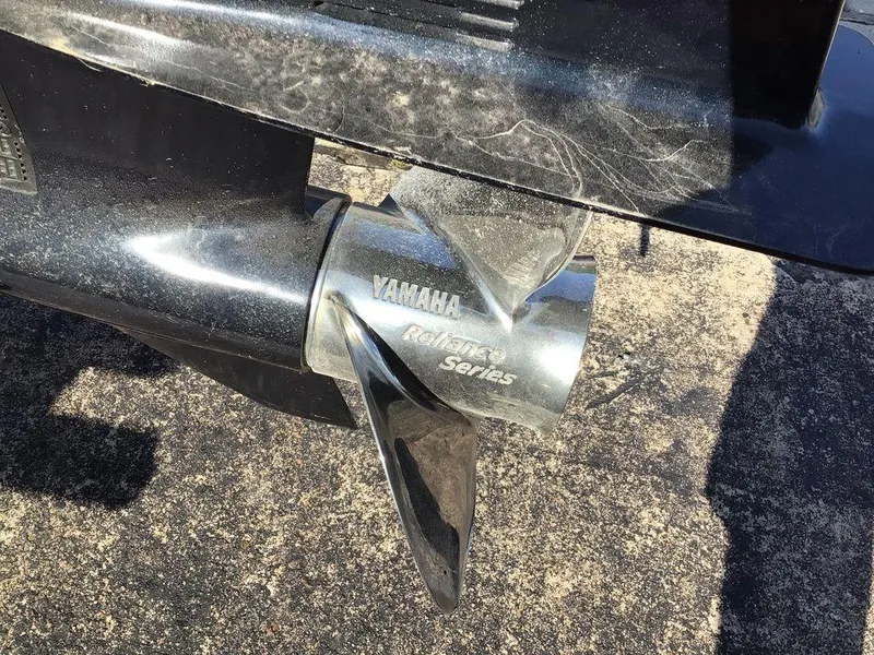 Slide: The Image of Yamaha Reliance Series propeller on G3 Select 322RF, 2025 model. - 13