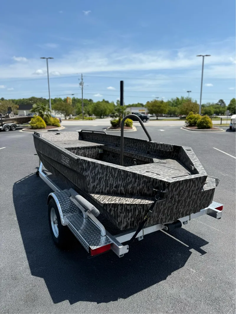 Slide: The Image of Edge Boats 753DB MUD 2024 - 7
