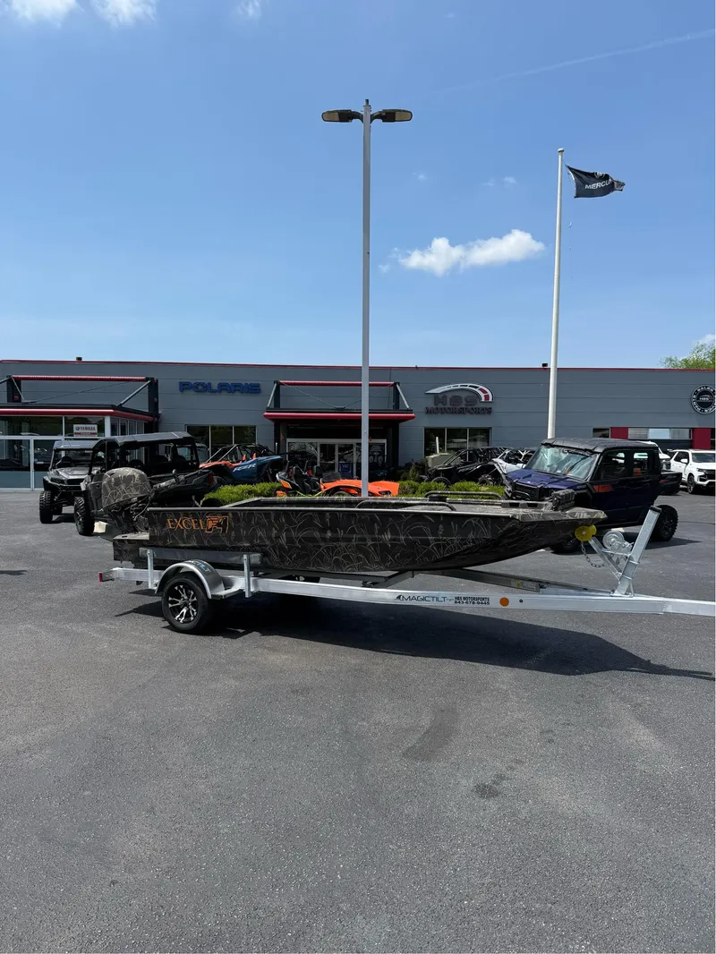 Slide: The Image of Excel 1751 Viper F4 2025 - 3