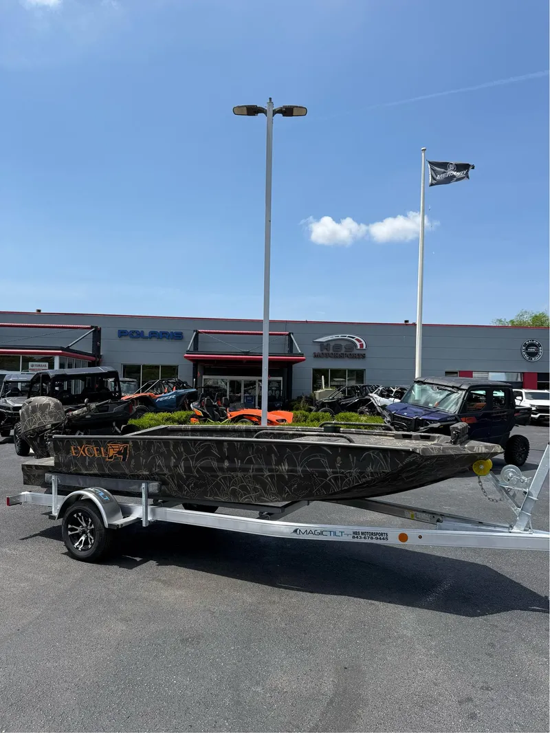 Slide: The Image of Excel 1751 Viper F4 2025 - 4