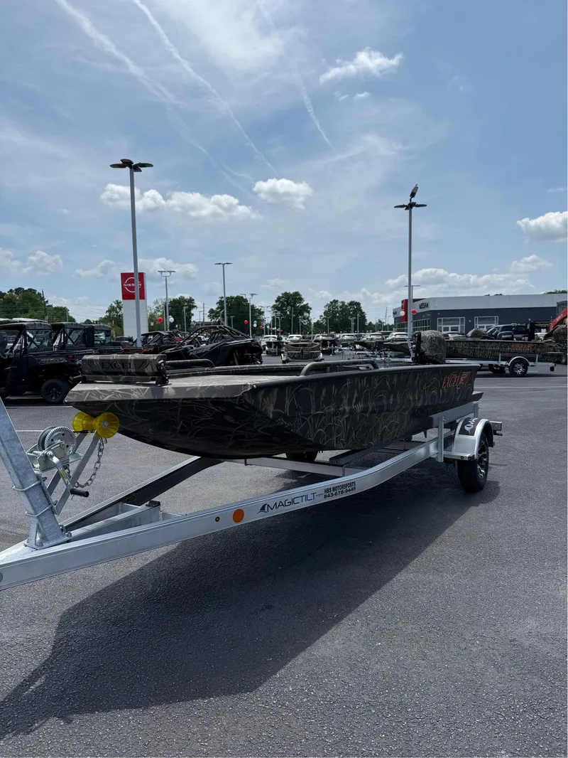 Slide: The Image of Excel 1751 Viper F4 2025 - 7