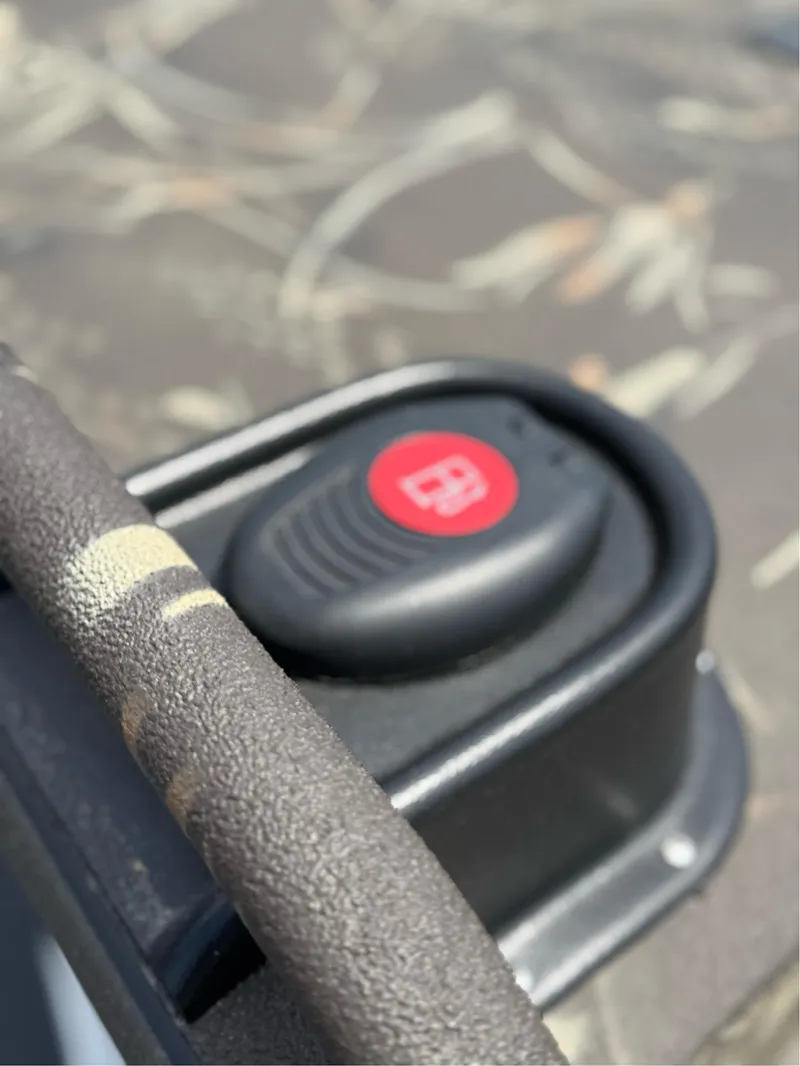 Slide: The Image of Excel 1751 Viper F4 2025 - 9