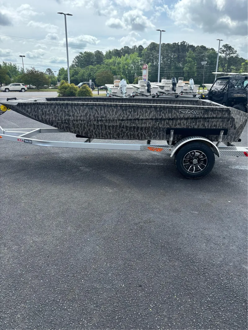 Slide: The Image of Edge Boats 653 2025 - 10