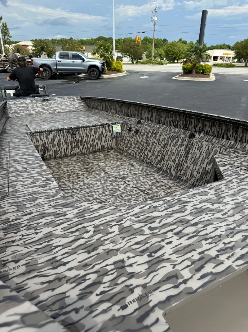 Slide: The Image of Edge Boats 653 2025 - 21