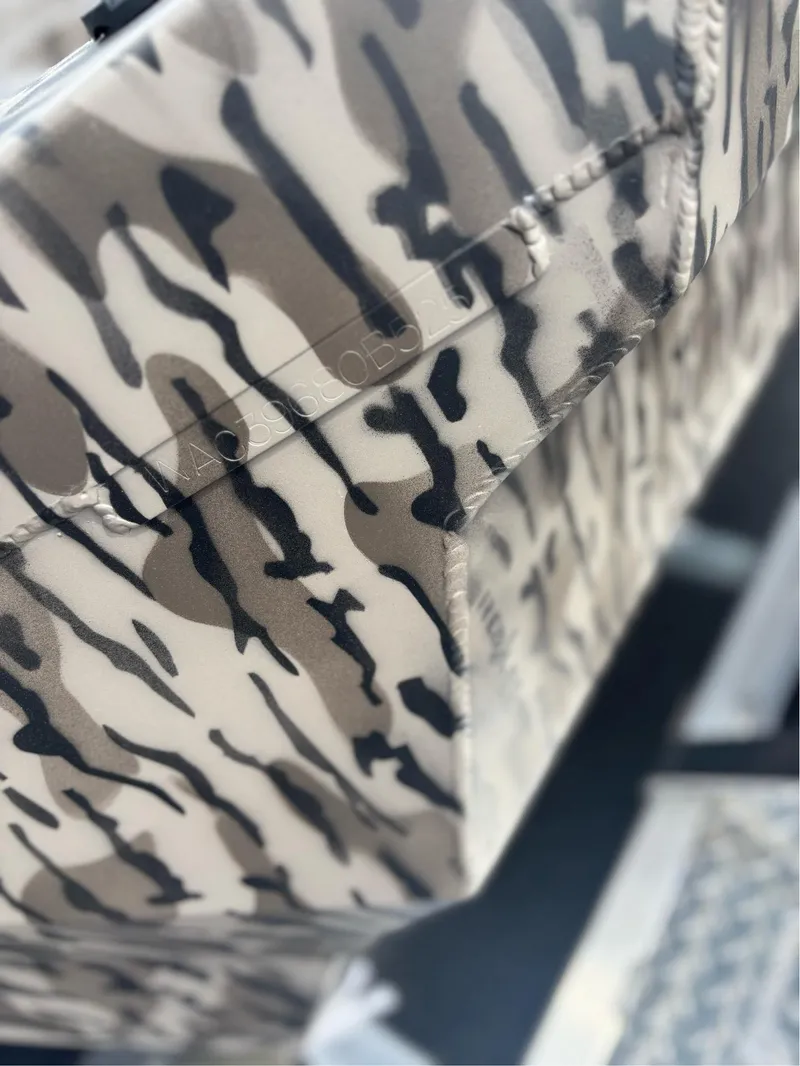 Slide: The Image of Edge Boats 653 2025 - 7