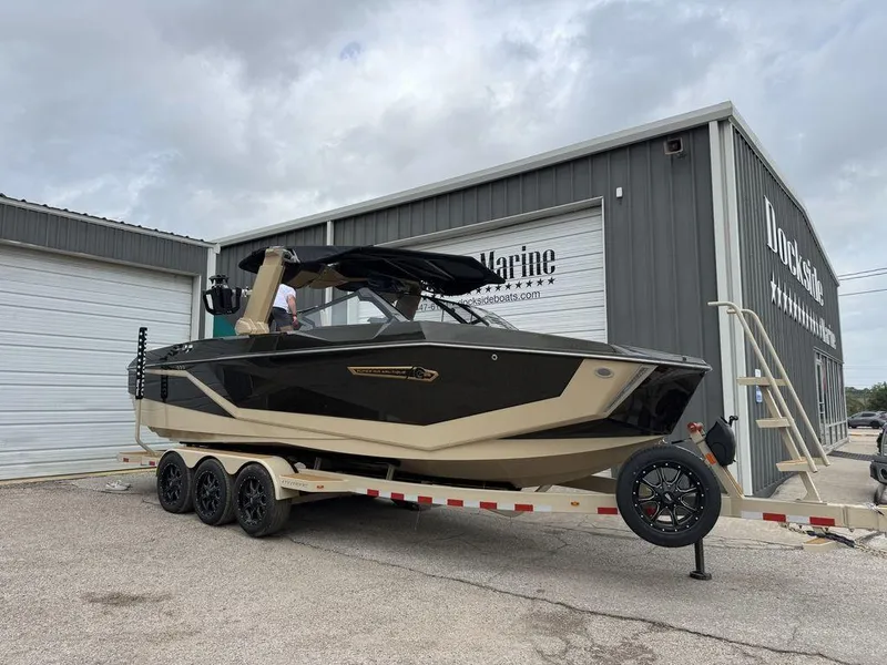 Slide: The Image of Nautique Super Air Nautique G25 2025 - 1