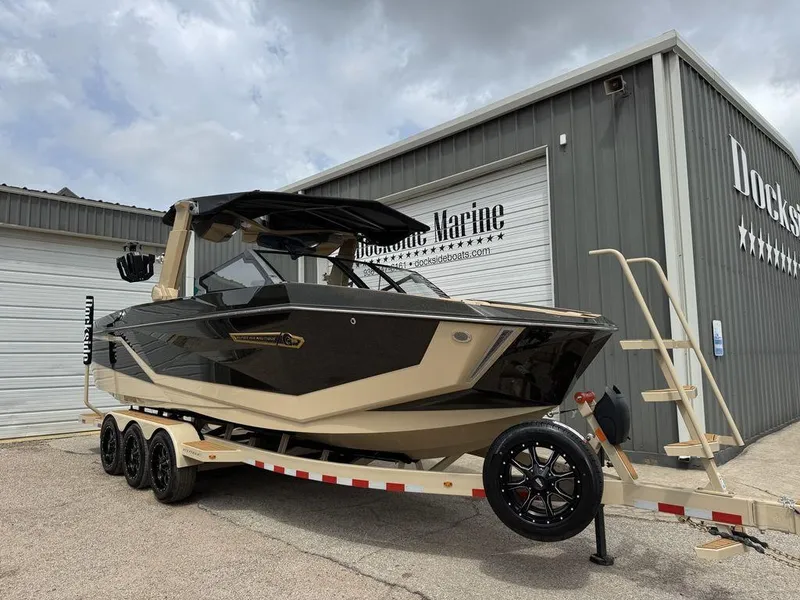 Slide: The Image of Nautique Super Air Nautique G25 2025 - 2