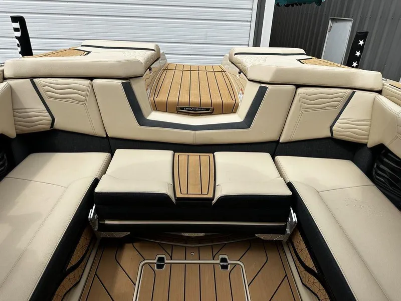 Slide: The Image of Nautique Super Air Nautique G25 2025 - 6