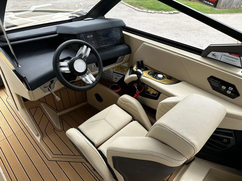 Slide: The Image of Nautique Super Air Nautique G25 2025 - 8