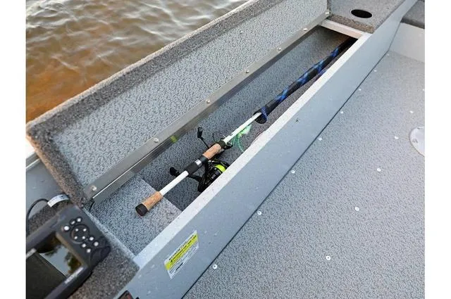 Slide: The Image of Lund 1600 Fury Tiller 2024 - 4