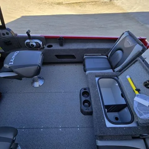 Slide: The Image of Lund 1675 Adventure Sport 2024 - 11