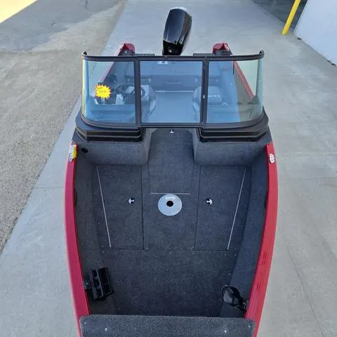 Slide: The Image of Lund 1675 Adventure Sport 2024 - 6