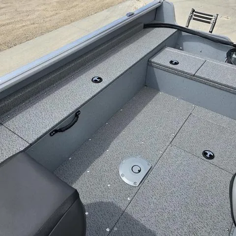 Slide: The Image of Lund 1875 Alaskan Sport 2025 - 11