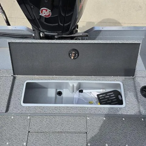 Slide: The Image of Lund 1875 Alaskan Sport 2025 - 13