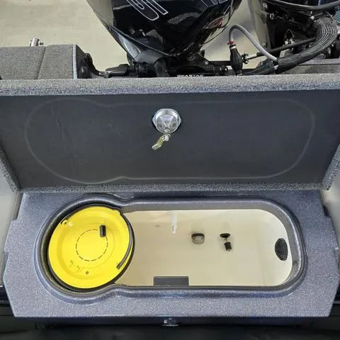 Slide: The Image of Lund 189 Tyee GL 2025 - 14