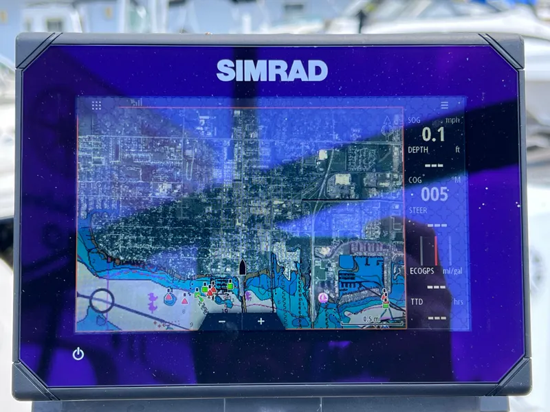 Slide: The Image of Harris Solstice 220 w/ Mecury VERADO 250 2017 - 40