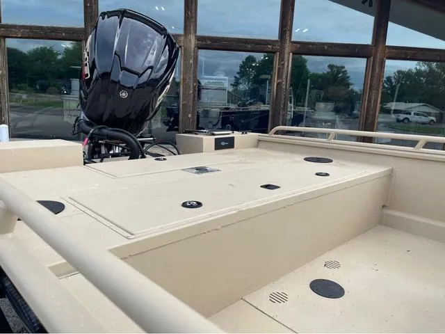 Slide: The Image of G3 Sportsman 2400 2025 - 6