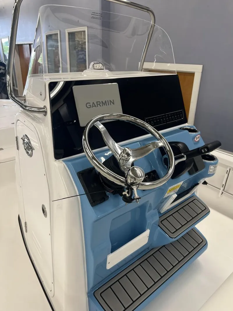 Slide: The Image of Tidewater 2110 Bay Max 2025 - 9