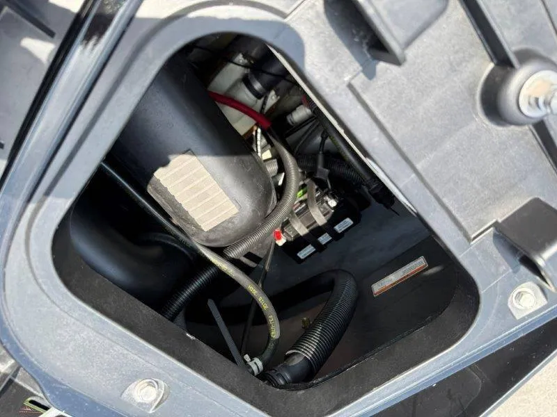 Slide: The Image of Yamaha FX CRUISER SVHO LIMITED 2018 - 29