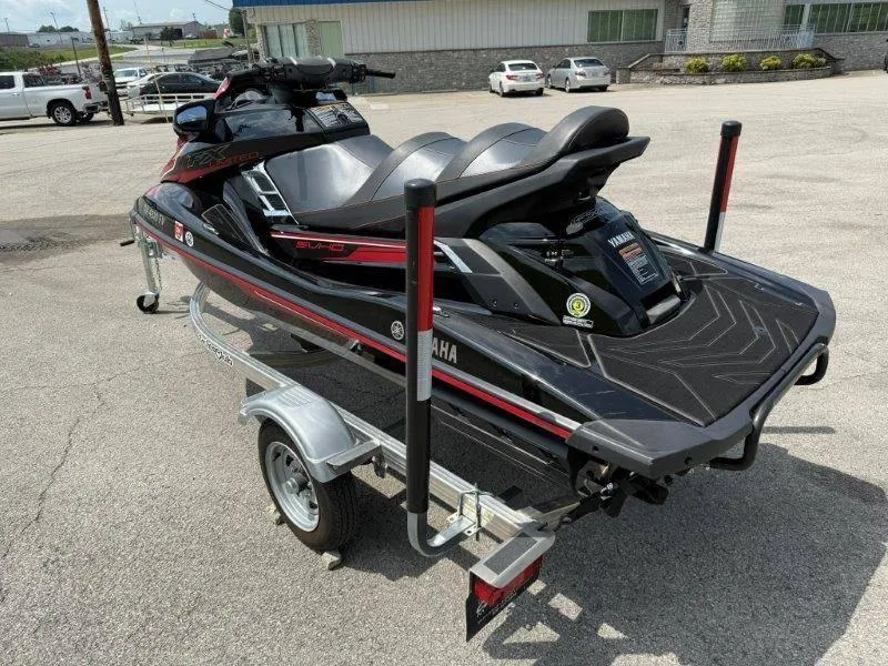 Slide: The Image of Yamaha FX CRUISER SVHO LIMITED 2018 - 4