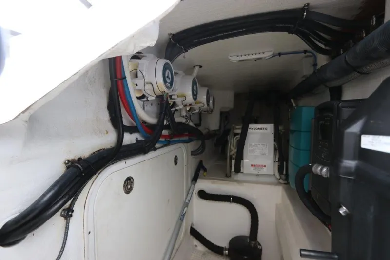 Slide: The Image of Intrepid 475 Sport Yacht 2019 - 57