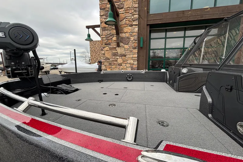 Slide: The Image of Nitro ZV21 Pro 2024 - 90