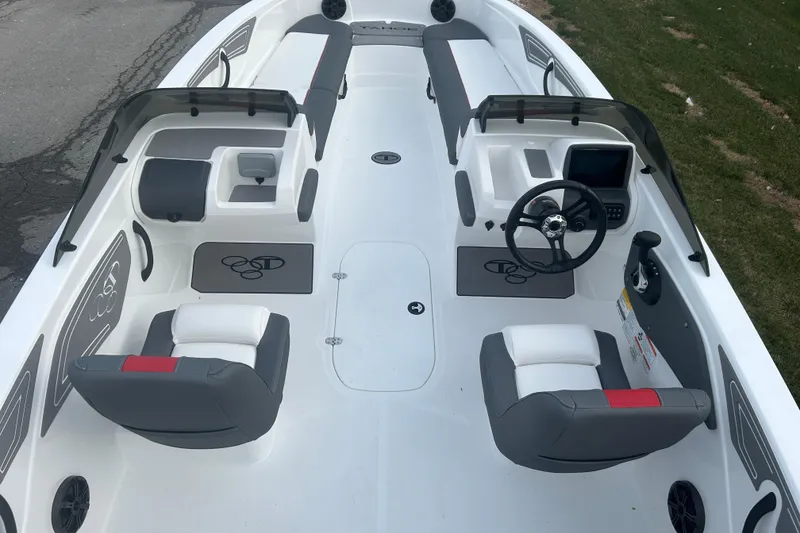 Slide: The Image of Tahoe T21 2025 - 90