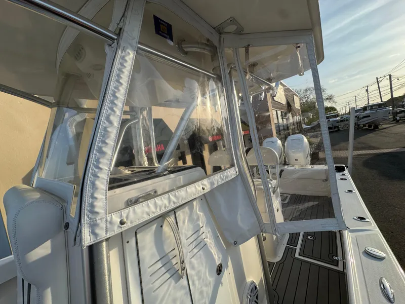 Slide: The Image of Ocean Runner 2900 boat, 2015 model, featuring a sleek design and spacious deck. - 17