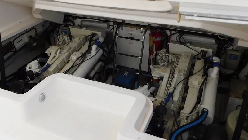 Slide: The Image of Tiara 3800 Open 2001 - 51