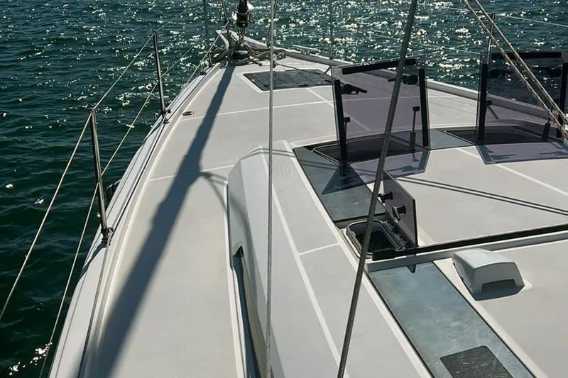 Slide: The Image of 2020 Beneteau Oceanis 51.1 - 5