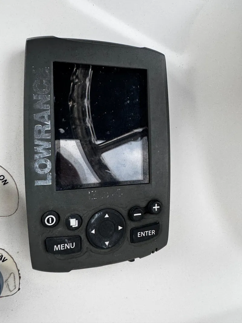 Slide: The Image of 2013 Boston Whaler 150 Super Sport - 12