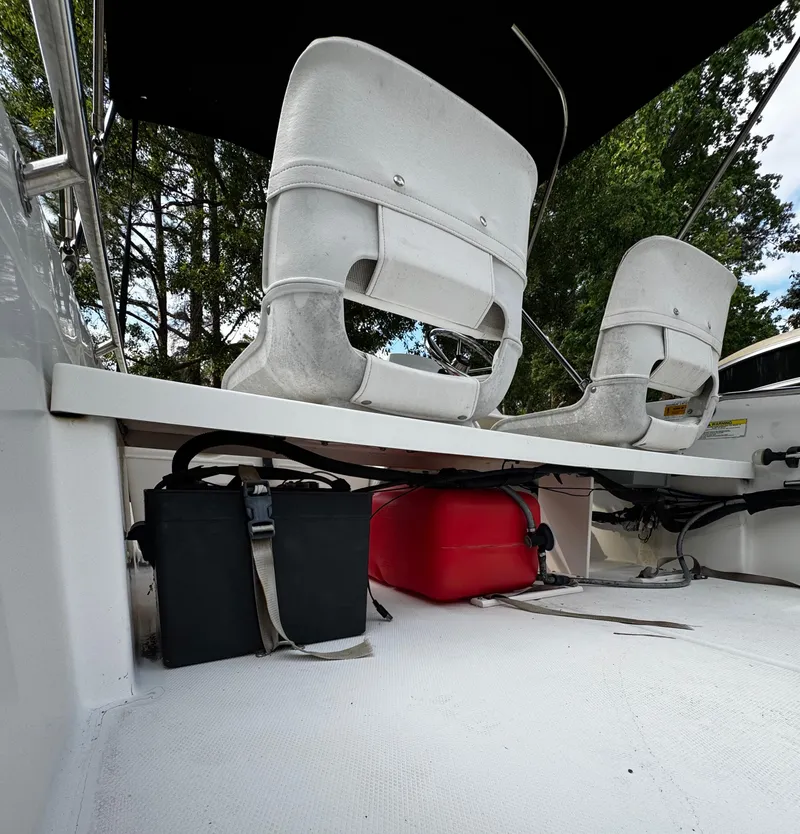 Slide: The Image of 2013 Boston Whaler 150 Super Sport - 7