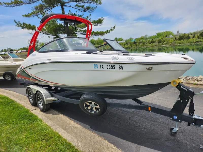 Slide: The Image of Yamaha 212X 2020 - 8