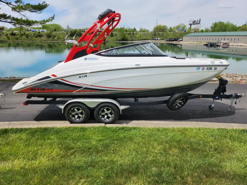 Slide: The Image of Yamaha 212X 2020 - 9