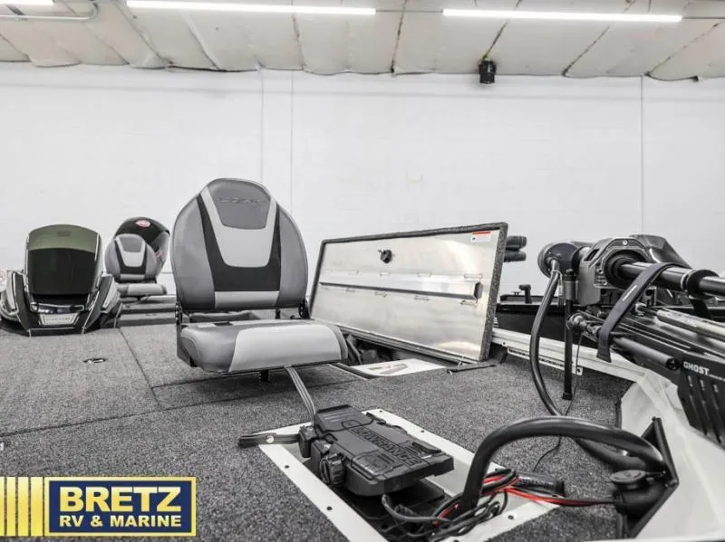 Slide: The Image of Stinger 5 Series 195 Bass 2025 - 27