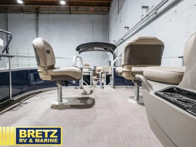 Slide: The Image of Bass Buggy 16 XL Select 2025 - 21