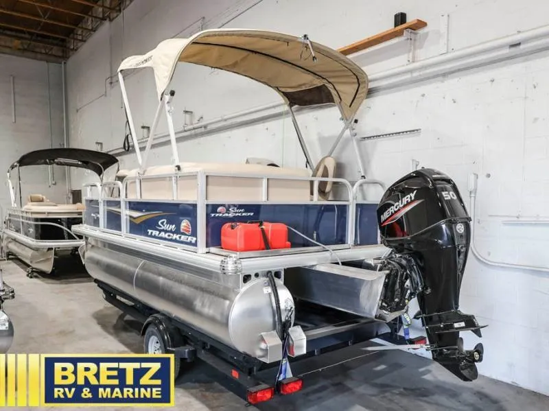 Slide: The Image of Bass Buggy 16 XL Select 2025 - 6