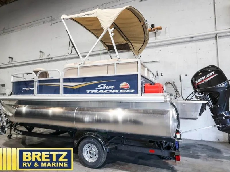 Slide: The Image of Bass Buggy 16 XL Select 2025 - 8