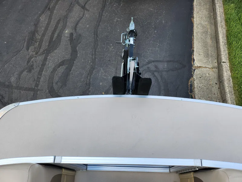 Slide: The Image of Avalon LSZ Cruise II - 20' 2019 - 25